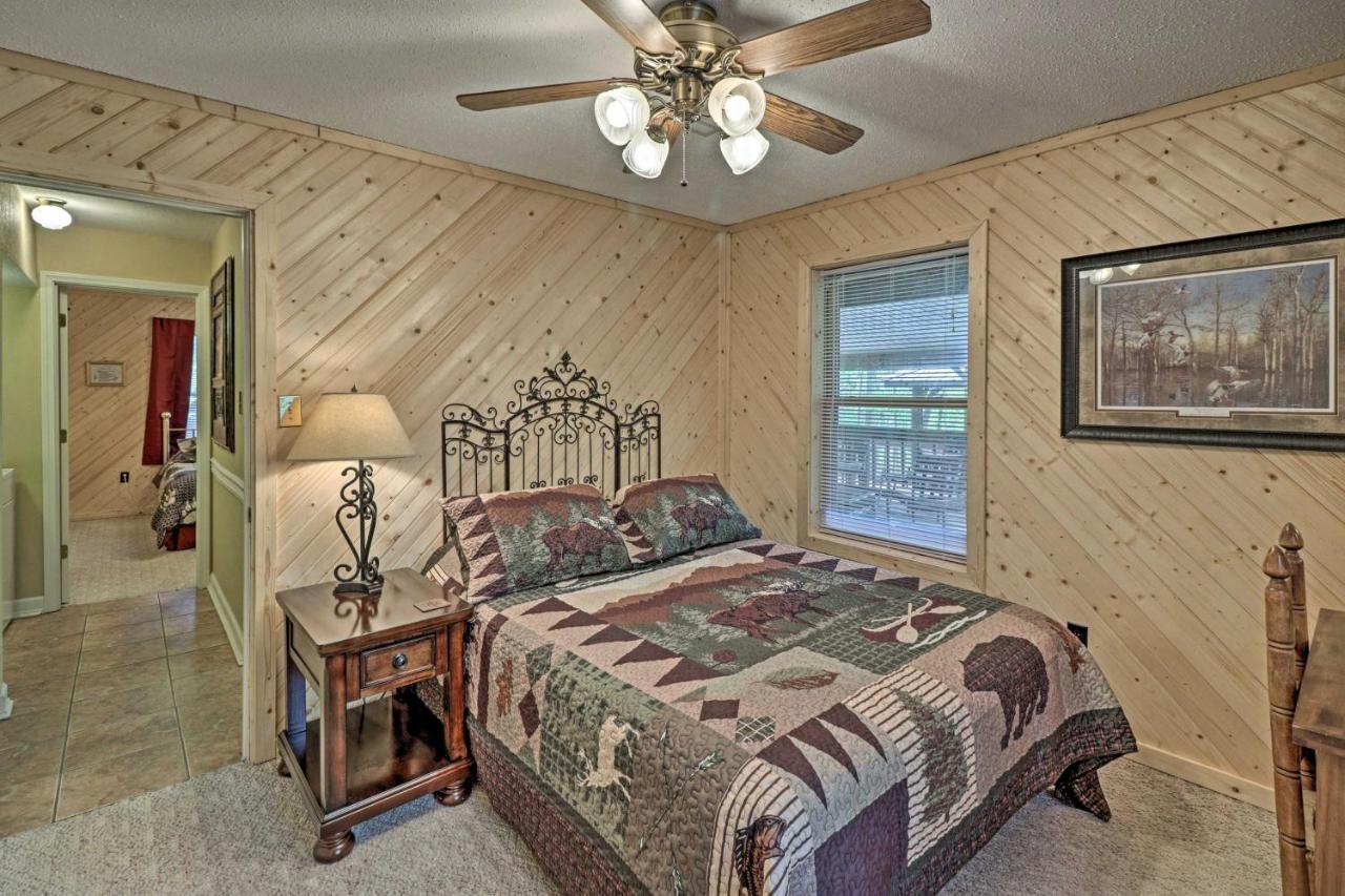 Secluded Edgemont Getaway With Huge Outdoor Deck! Villa Fairfield Bay Eksteriør billede